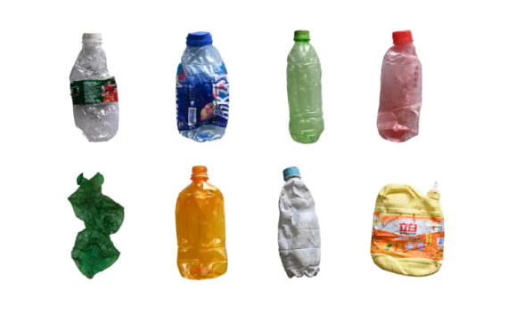 Selezionatrice per bottiglie di plastica nel processo di riciclaggio della plastica